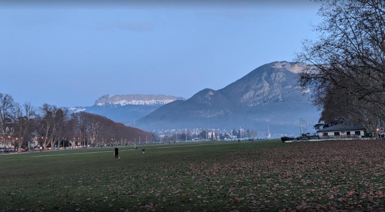 Diane 100 M Du Lac Annecy Esterno foto